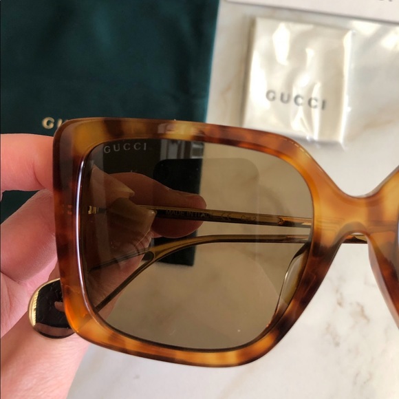 🔥NEW GUCCI SHOW STOPPER SUNGLASSES 🔥 - Picture 5 of 14